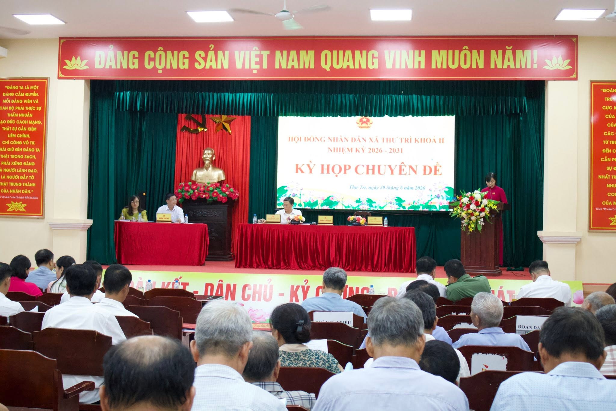 HĐND xã Thư Trì tổ chức kỳ họp chuyên đề về sắp xếp, tổ chức lại thôn