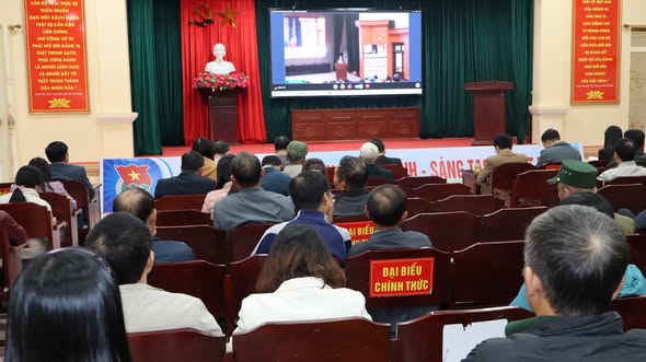 XÃ THƯ TRÌ THAM DỰ HỘI NGHỊ THÔNG BÁO NHANH KẾT QUẢ HỘI NGHỊ LẦN THỨ 13 BAN CHẤP HÀNH TRUNG ƯƠNG ĐẢNG KHÓA XIII
