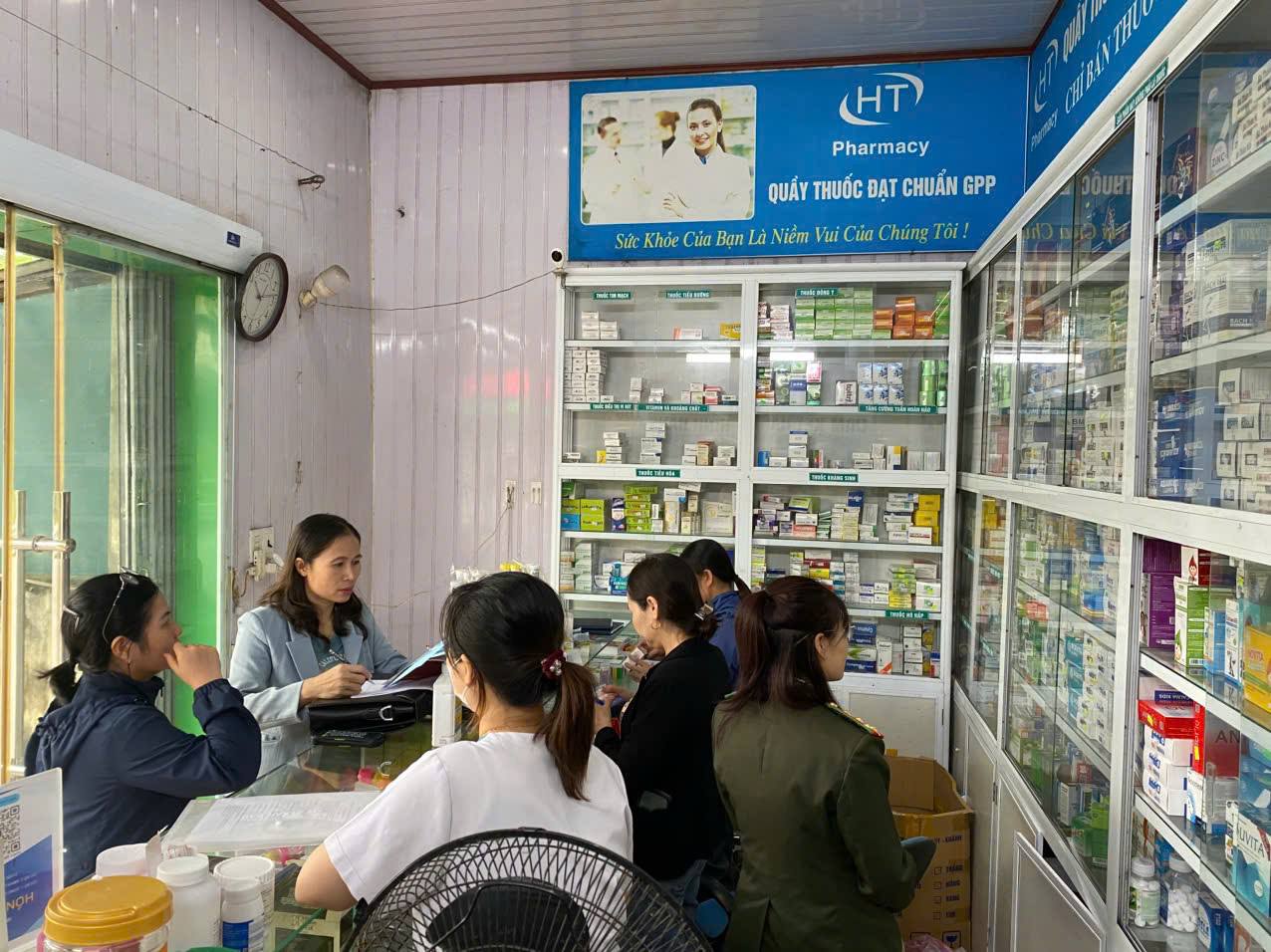 Xã Thư Trì triển khai kế hoạch kiểm tra các cơ sở hành nghề y, dược, mỹ phẩm và dịch vụ thẩm mỹ