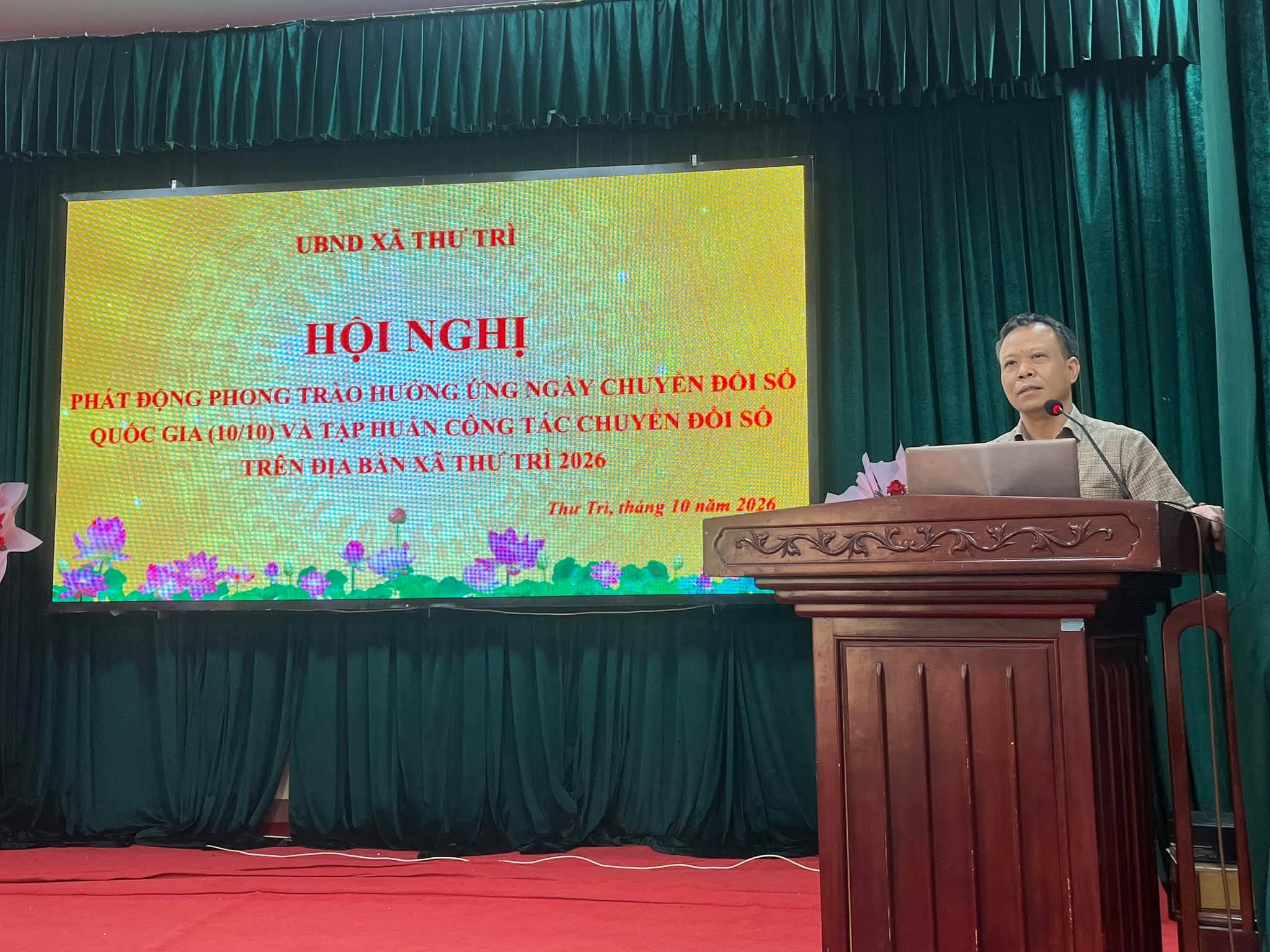 UBND XÃ THƯ TRÌ TỔ CHỨC HỘI NGHỊ PHÁT ĐỘNG HƯỞNG ỨNG NGÀY CHUYỂN ĐỔI SỐ QUỐC GIA (10/10) VÀ TẬP HUẤN CÔNG TÁC CHUYỂN ĐỔI SỐ NĂM 2026
